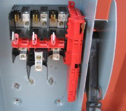 Safety & Disconnect Switches